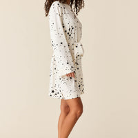 Meadow Cloud Jersey Classic Short Robe in White Stars