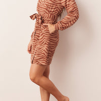 Quinn Cloud Jersey Banded Short Robe in Bengal