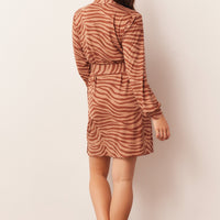 Quinn Cloud Jersey Banded Short Robe in Bengal