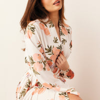 Meadow Cloud Jersey Classic Short Robe in Peaches & Cream