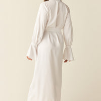 Juliette Luxe Satin Cuff Robe in Blanc