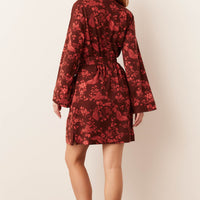 Meadow Cloud Jersey Classic Short Robe in Botanical