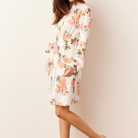 Quinn Cloud Jersey Banded Short Robe in Peaches & Cream